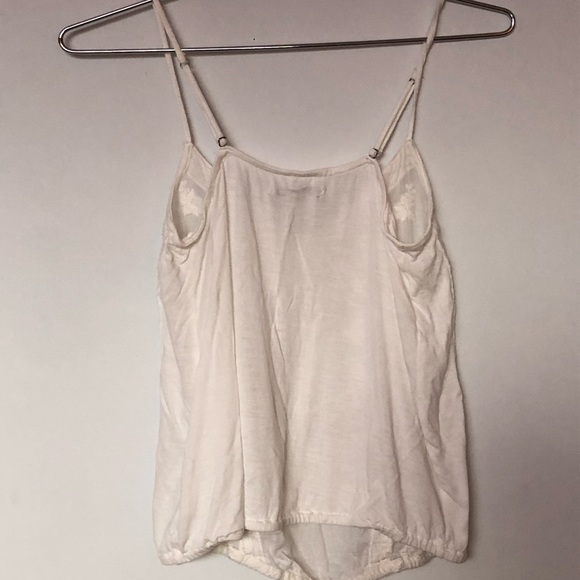 White top - Picture 4 of 4